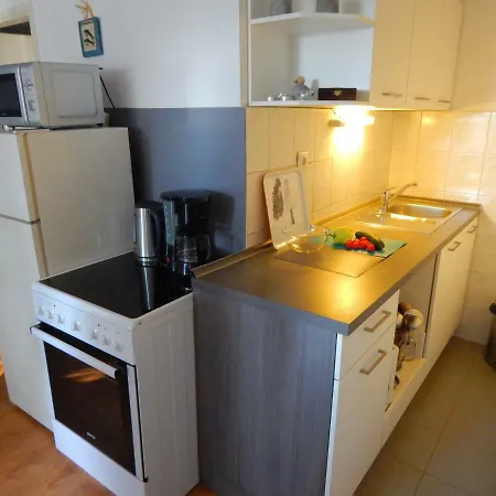 Apartman Din * Stari Grad (Hvar)